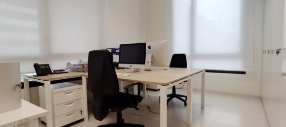 Oficina en Pisa, Italy 260 m² No. 145556 17