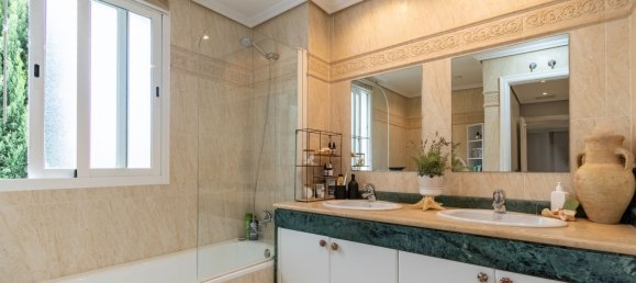 3 bedrooms Apartment in Estepona, Spain No. 149919 50