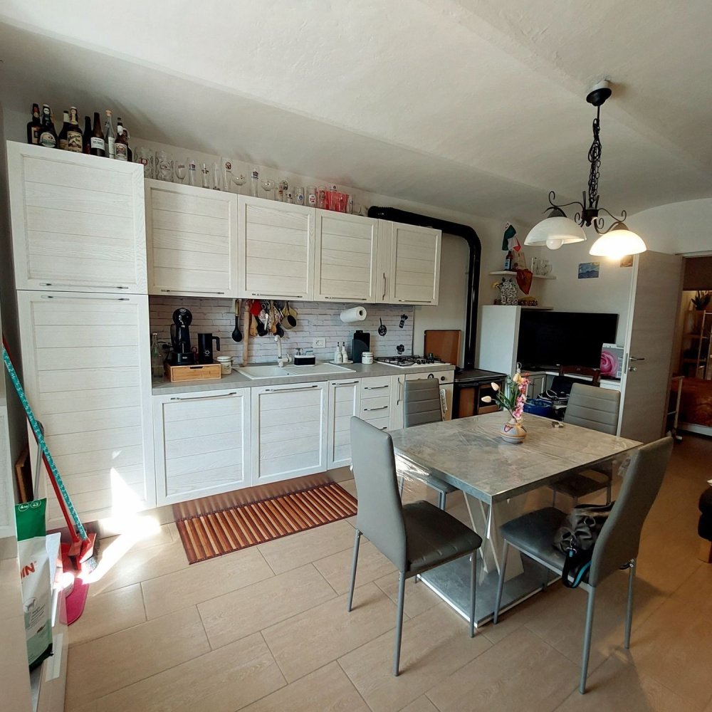 Apartamento de 2 dormitorios en Arezzo, Italy No. 311558