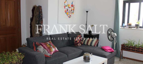 2 Schlafzimmer Wohnung in Saint Julian's, Malta, Nr. 3310 2