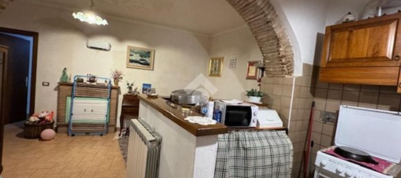 3 rooms Apartment in Spello, Italy No. 302749 5