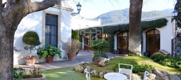 16 bedrooms Commercial property in Barcelona, Spain No. 7382 5