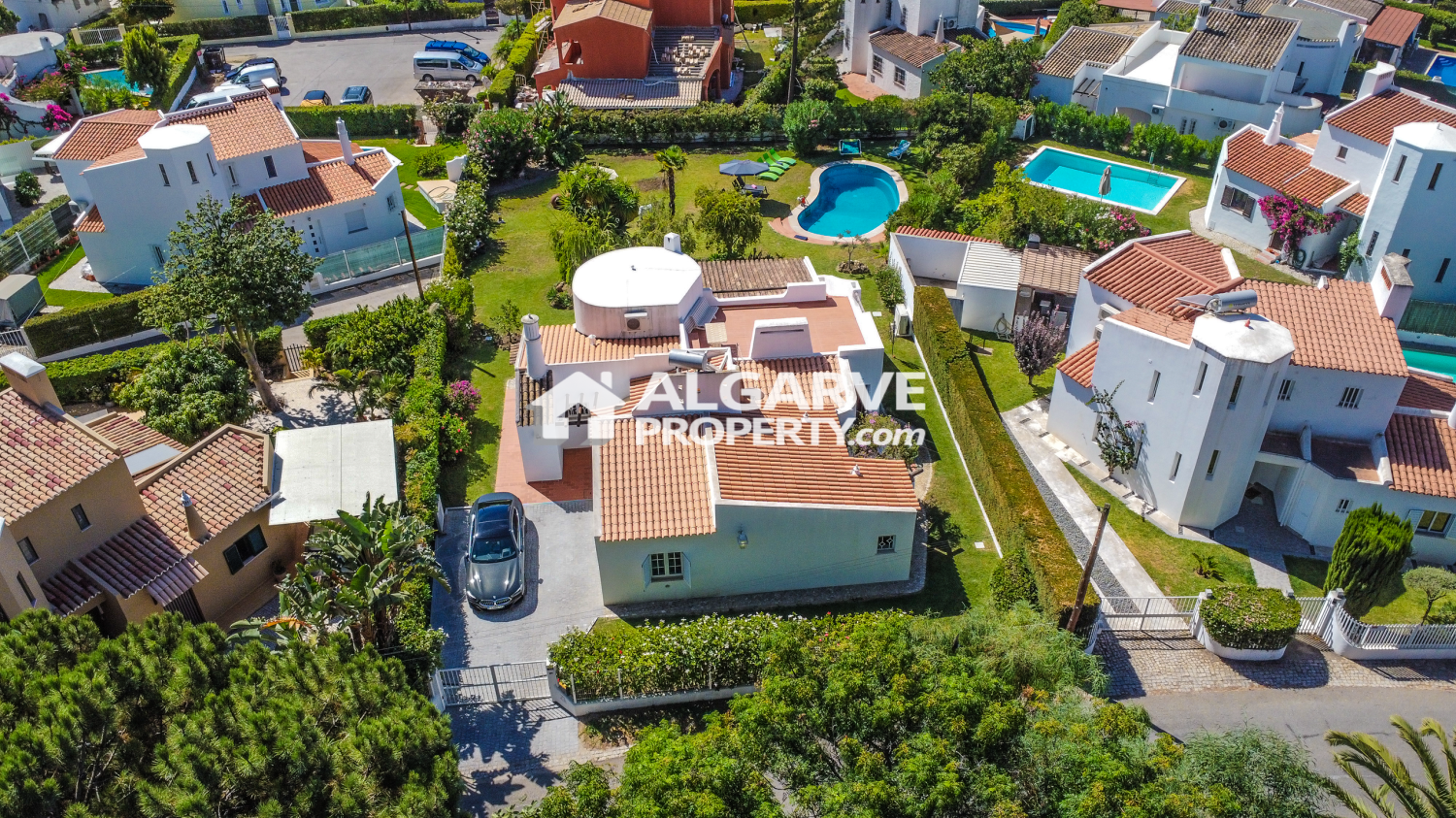 Villa T3 em Quarteira, Portugal N.º 104012