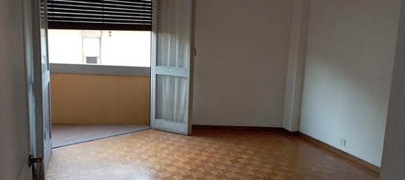 6 rooms Apartment in Rome, Italy No. 276136 5
