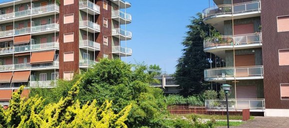 3غرفة شقة في Cassina de' Pecchi, Italy رقم 3481 5