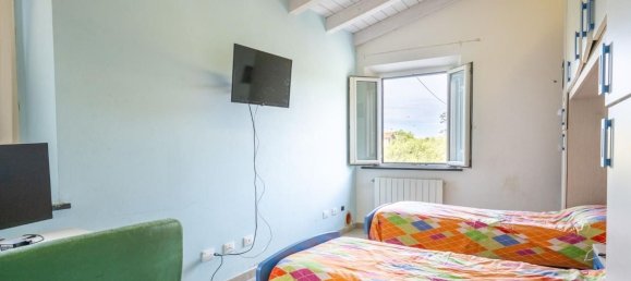 5 bedrooms House in Cascina, Italy No. 315988 25