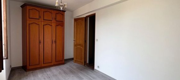 4 Schlafzimmer Haus in Ferrieres-en-Gatinais, France, Nr. 304351 11