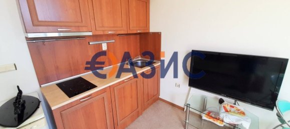 1 bedroom Apartment in Sveti Vlas, Bulgaria No. 187 6