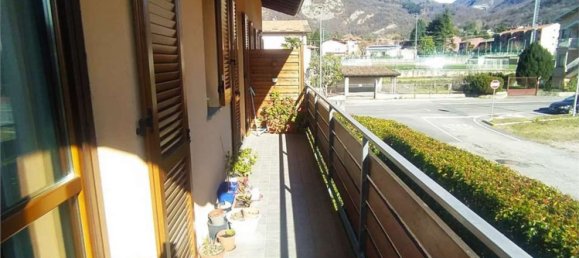 3 Schlafzimmer Wohnung in Canzo, Italy, Nr. 79298 10