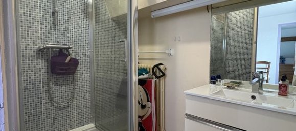 5 bedrooms House in Bourges, France No. 281787 16