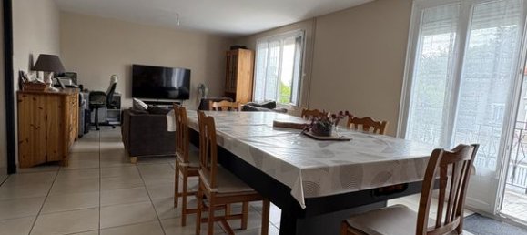 5 bedrooms House in Bourges, France No. 281787 3