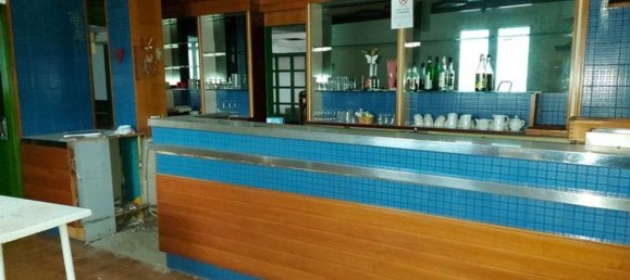 Коммерческая недвижимость 284м² в Нервьяно, Италия № 379214 4