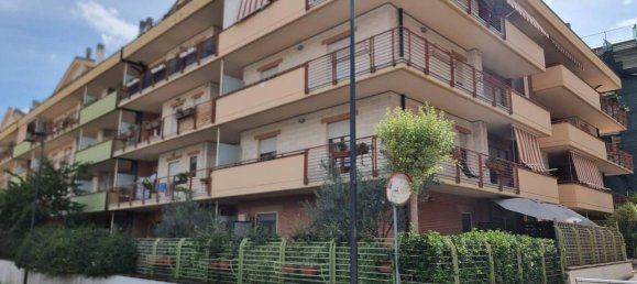 Квартира с 3 комнатами в Изерния, Италия № 174030 4