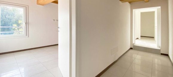 5غرفة منزل في Medolla, Italy رقم 142902 8