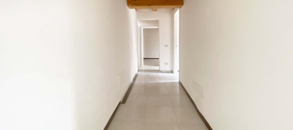 5غرفة منزل في Medolla, Italy رقم 142902 18