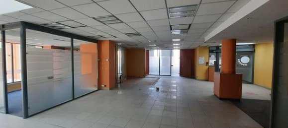 429m² Office in Rouen, France No. 353061 5