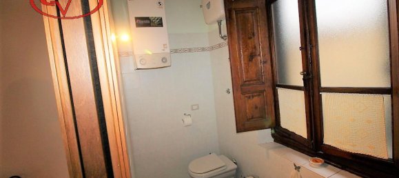 2 rooms Apartment in Terranuova Bracciolini, Italy No. 235522 9