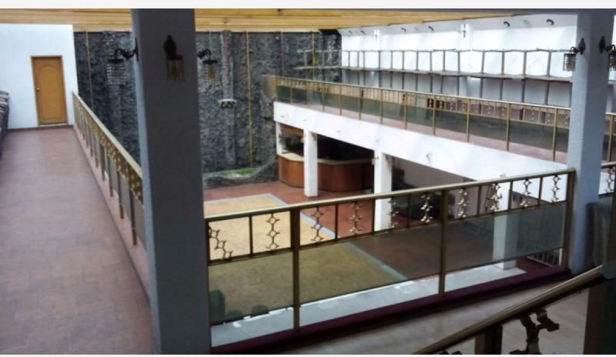 Здание в Тлалнепантла, Мексика № 201914