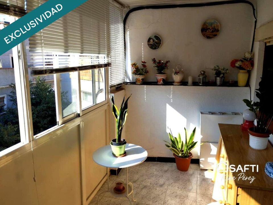2 bedrooms Penthouse in L'Hospitalet de Llobregat, Spain No. 267402