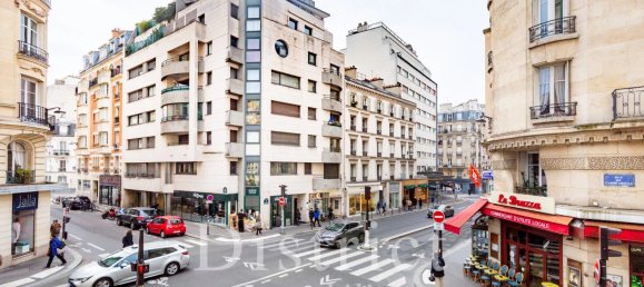 81m² Office in Paris, France No. 118061 6