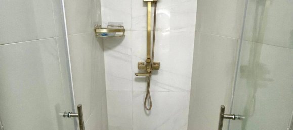 Studio à Saint-Germain-en-Laye, France No. 334561 3