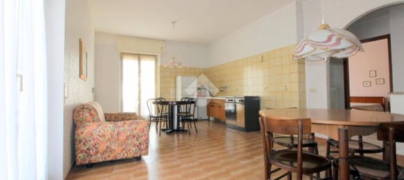 2 Schlafzimmer Wohnung in Lucera, Italy, Nr. 318345 16