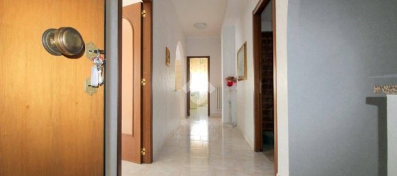 2 Schlafzimmer Wohnung in Lucera, Italy, Nr. 318345 4