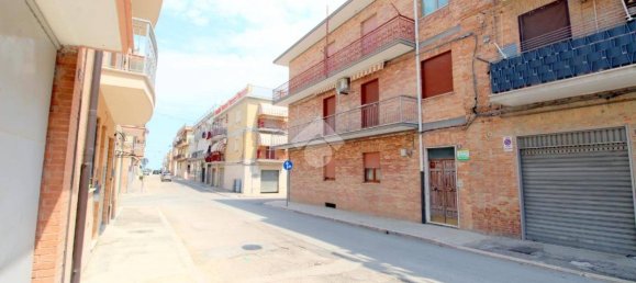 2 Schlafzimmer Wohnung in Lucera, Italy, Nr. 318345 3