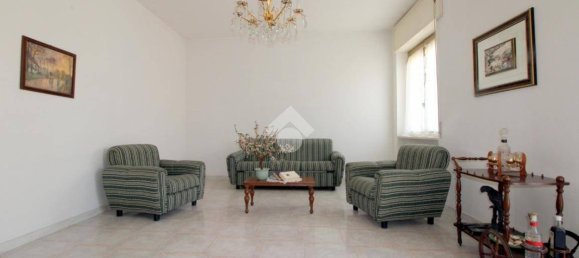 2 Schlafzimmer Wohnung in Lucera, Italy, Nr. 318345 8