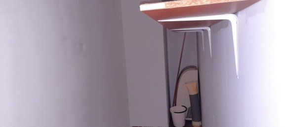 2-salle Appartement à Bari, Italy No. 125079 8