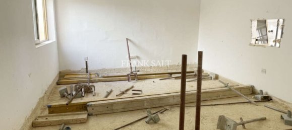 3 bedrooms Apartment in Mosta, Malta No. 2296 3