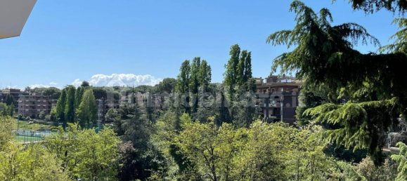 2 bedrooms Apartment in Rome, Italy No. 337893 17