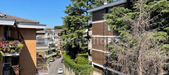 2 bedrooms Apartment in Rome, Italy No. 337893 19