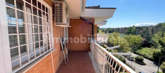 2 bedrooms Apartment in Rome, Italy No. 337893 14