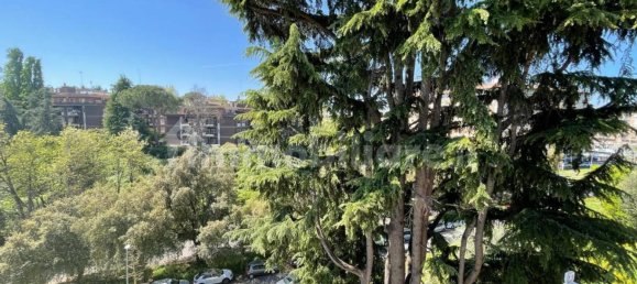 2 bedrooms Apartment in Rome, Italy No. 337893 2