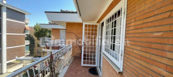 2 bedrooms Apartment in Rome, Italy No. 337893 20