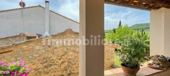 Квартира с 3 спальнями в Сан Джиминьяно, Италия № 193290 9