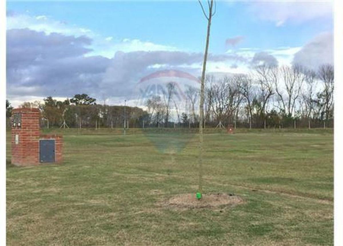  Land in Escobar, Argentina No. 111460