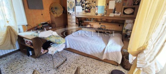 4 rooms House in Città di Castello, Italy No. 65020 17