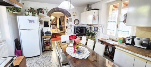 4 rooms House in Città di Castello, Italy No. 65020 10