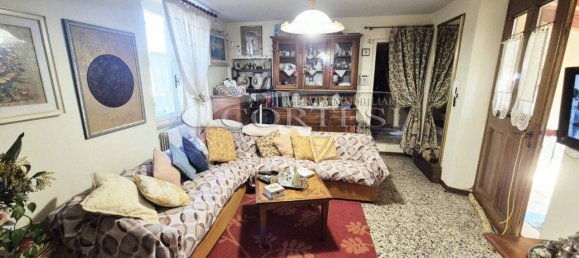 4 rooms House in Città di Castello, Italy No. 65020 6
