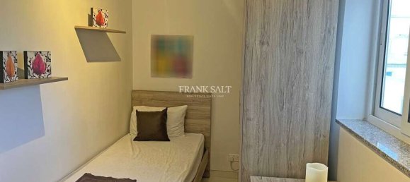 2 غرف نوم شقة في Paola, Malta رقم 8132 6