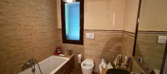 7 rooms Villa in Carini, Italy No. 290377 4