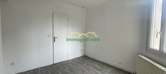 3 bedrooms House in Chambly, France No. 266284 3