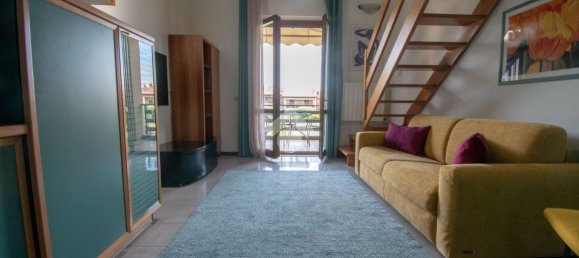 3 rooms Apartment in Padenghe sul Garda, Italy No. 2065 10