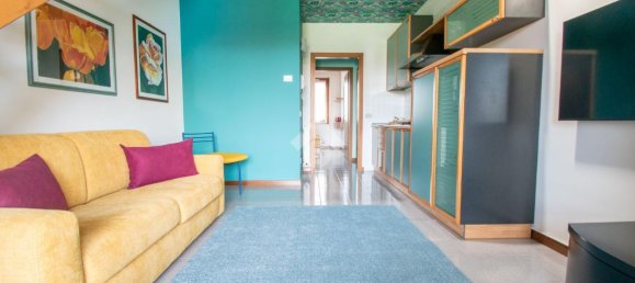 3 rooms Apartment in Padenghe sul Garda, Italy No. 2065 9