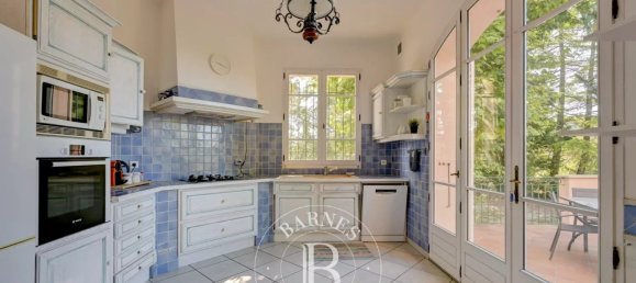 6 bedrooms House in Forcalquier, France No. 293094 4