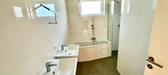 3 bedrooms Apartment in Wiener Neustadt, Austria No. 247696 8