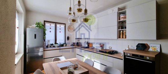 2 bedrooms Apartment in Casalpusterlengo, Italy No. 359609 7