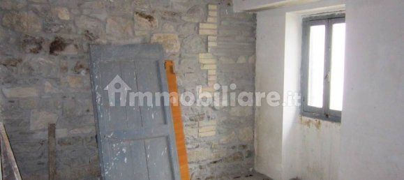 Дом с 2 спальнями в Аньоне, Италия № 343732 4